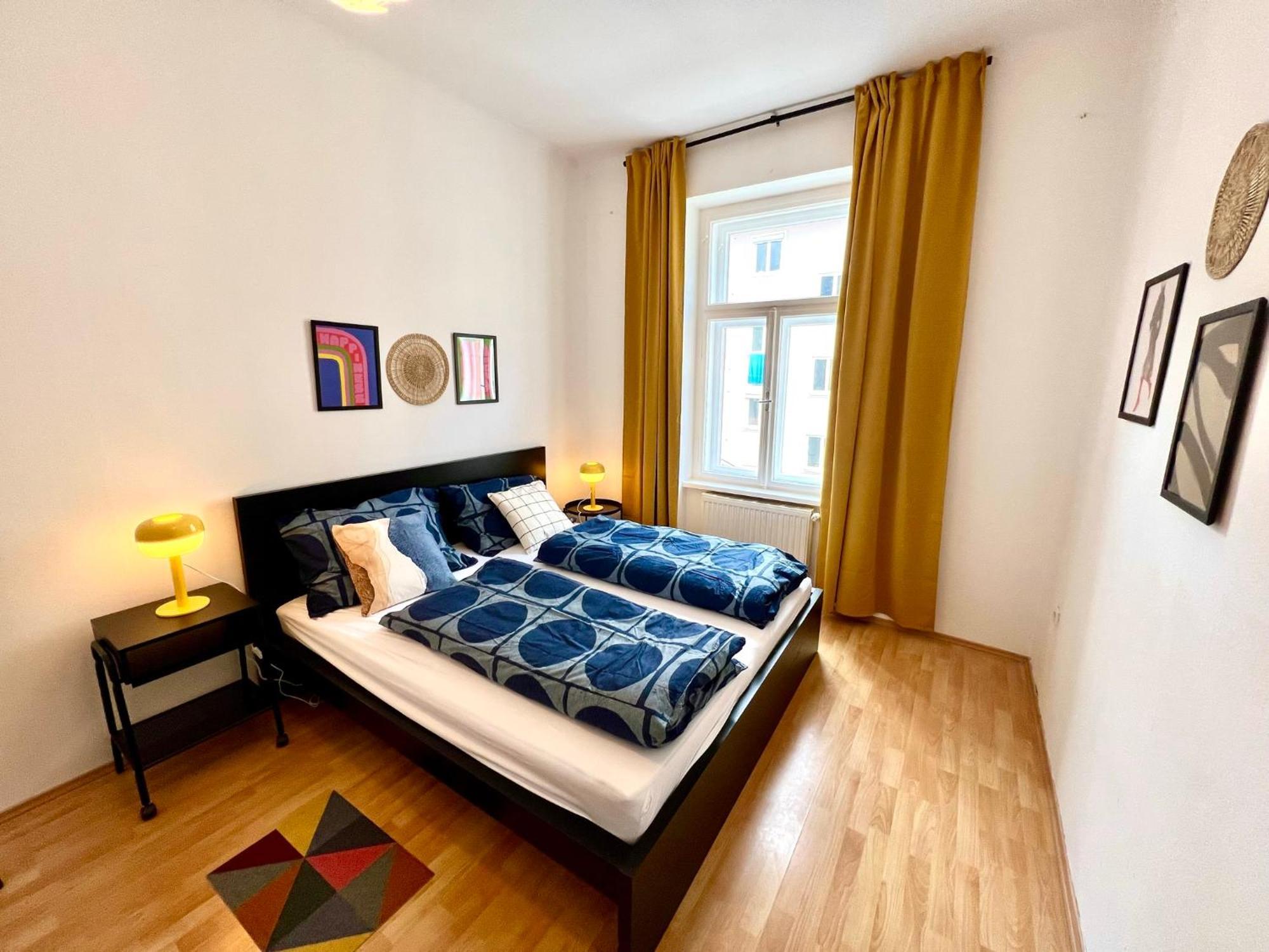 Cozy City Retreat - By Nahuen Suites Грац Екстериор снимка