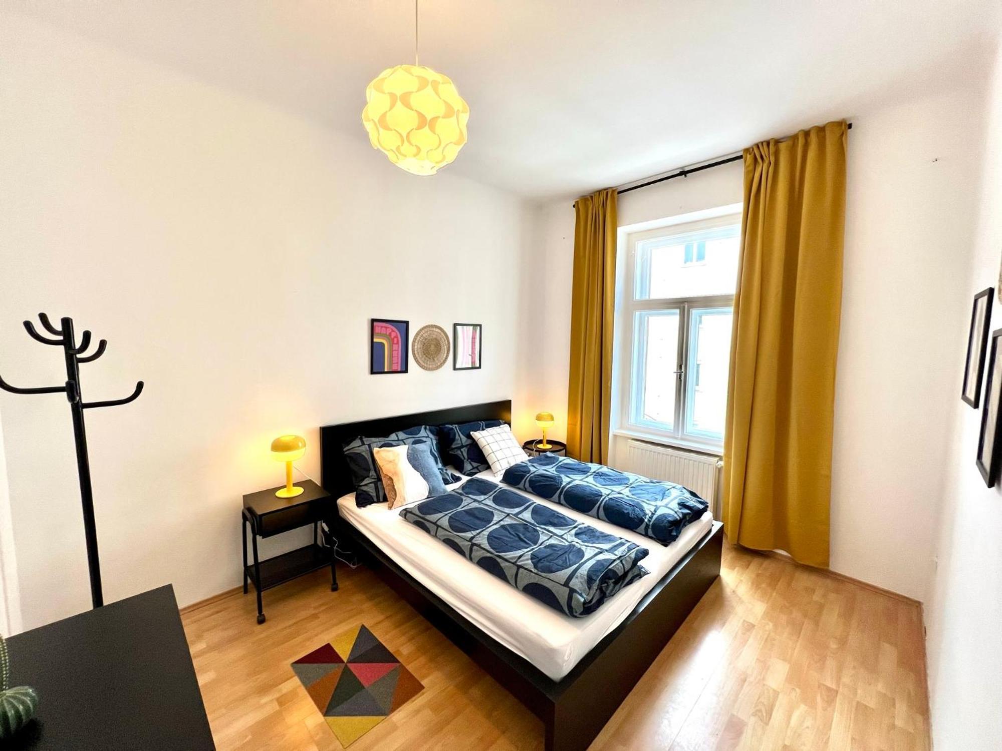 Cozy City Retreat - By Nahuen Suites Грац Екстериор снимка