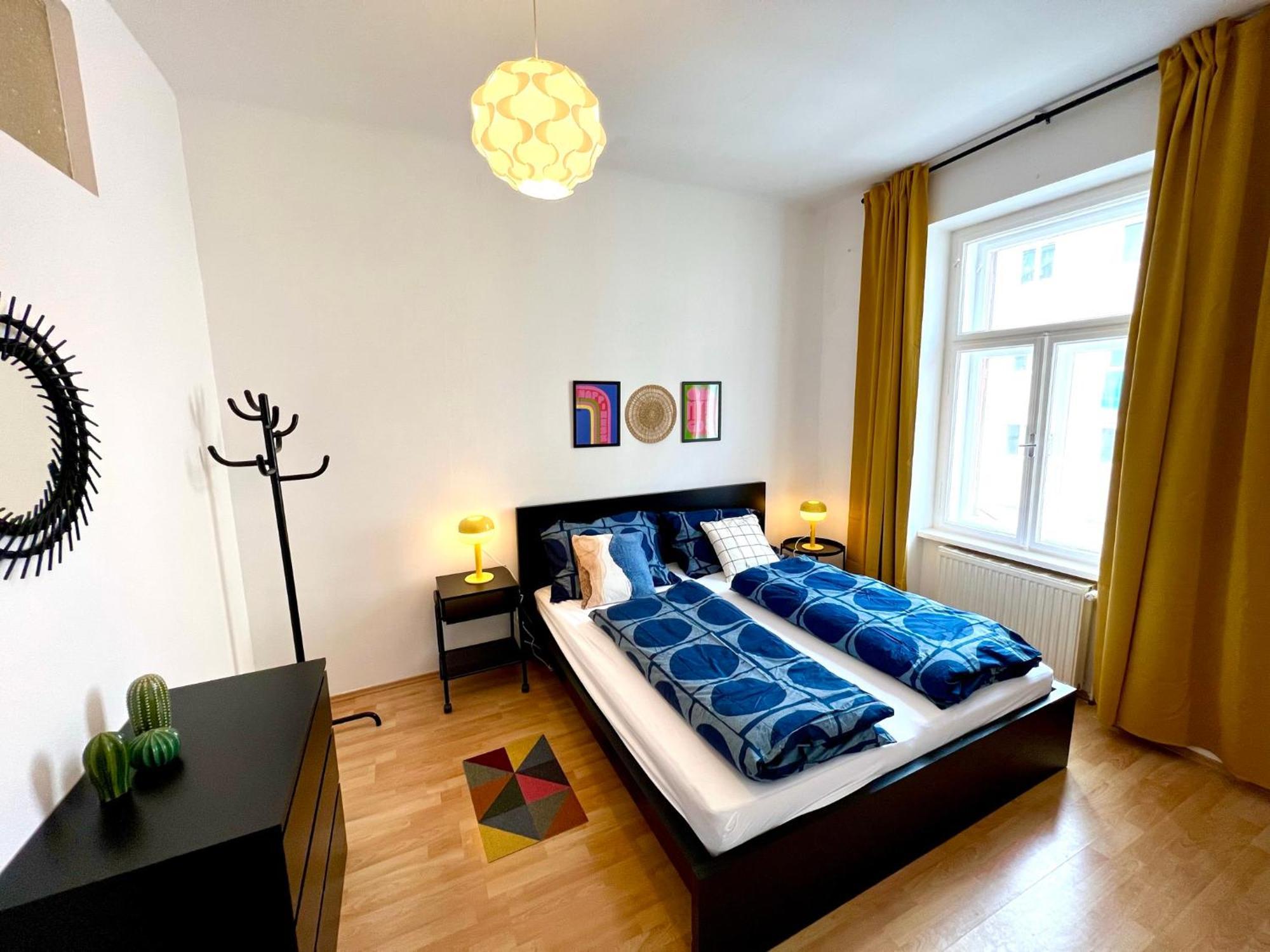 Cozy City Retreat - By Nahuen Suites Грац Екстериор снимка