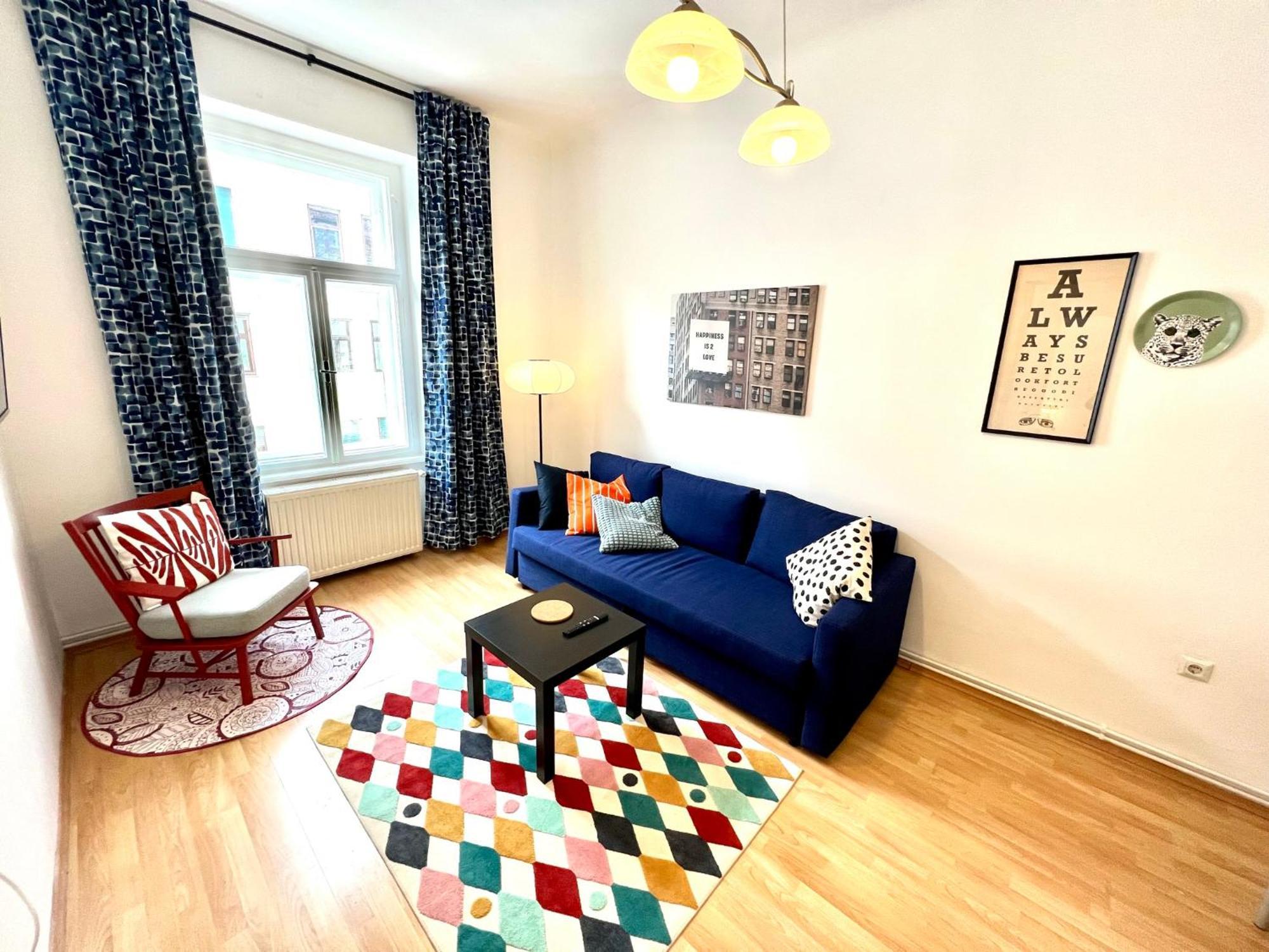 Cozy City Retreat - By Nahuen Suites Грац Екстериор снимка